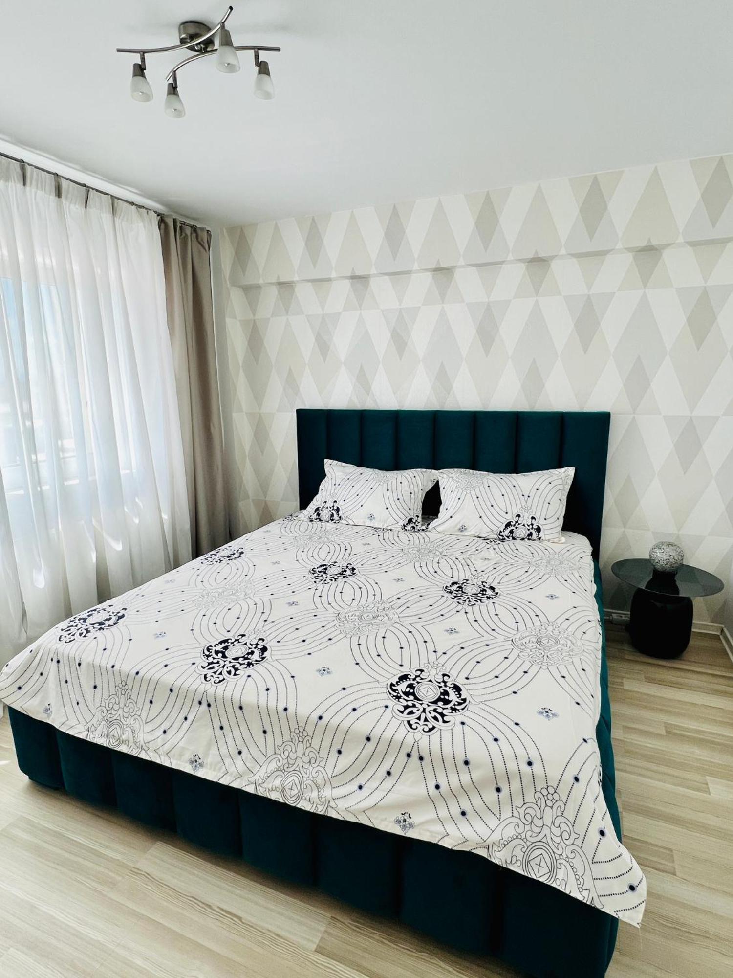 Panoramic M&M Apartment Suczawa Zewnętrze zdjęcie