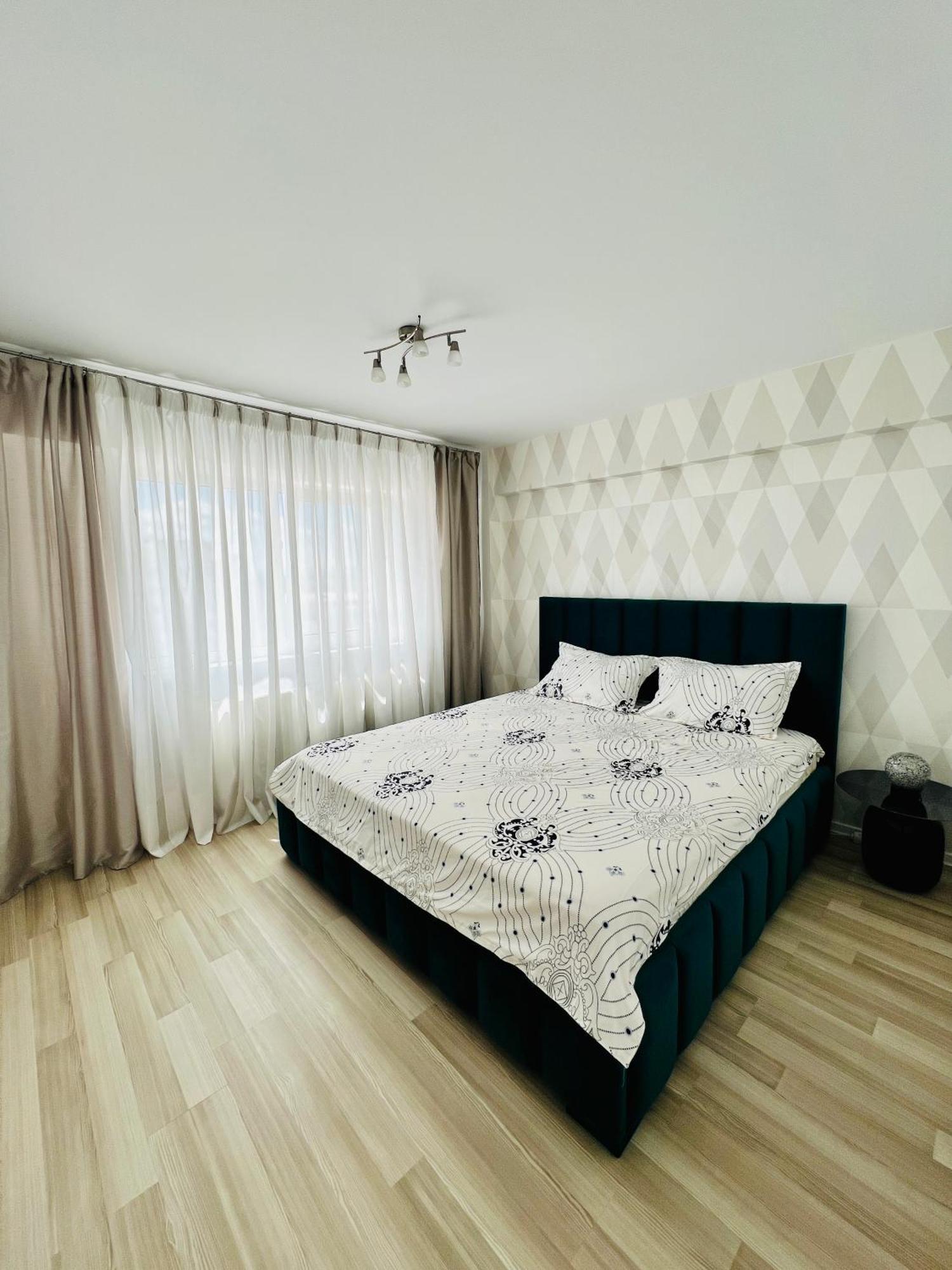 Panoramic M&M Apartment Suczawa Zewnętrze zdjęcie